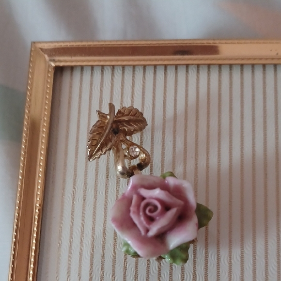 Vintage Pink Rose Drop Earrings - Gold Tone Floral Clip-Ons - Picture 2 of 4